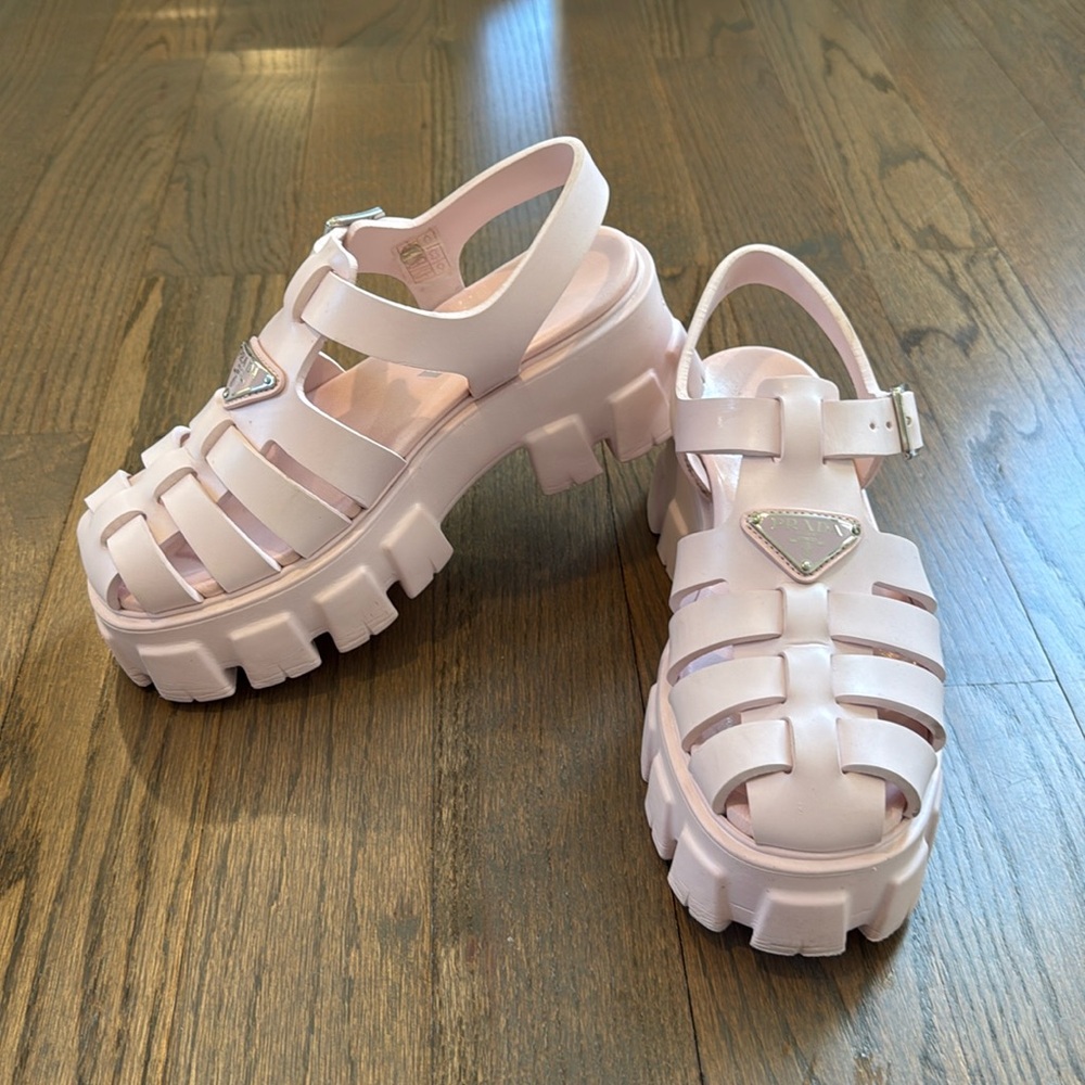 EUC Prada Monolith Cage Sandals Size 7 37 in Alabastro (pink)